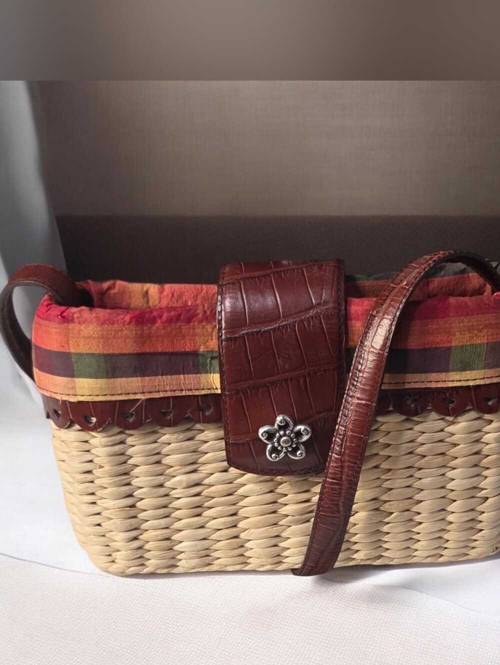 Brighton Woven Straw Crossbody Bag | Brown Leather Trim, Floral Heart Accent EUC